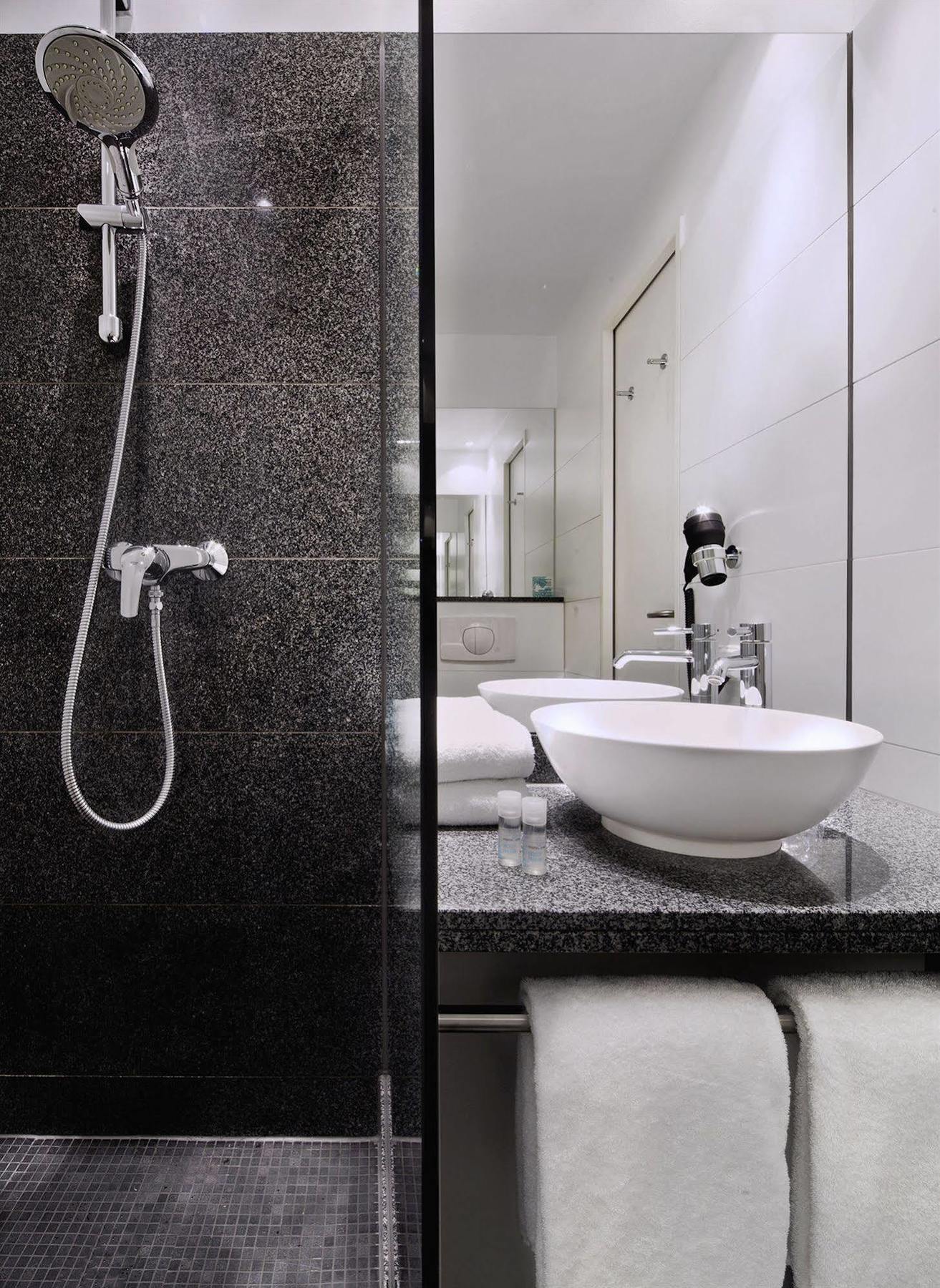Motel One Frankfurt Messe Frankfurt am Main Luaran gambar